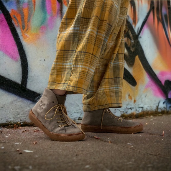 Mastermind Japan Suede Skull Lace-Up Desert Boot - Picture 2 of 13